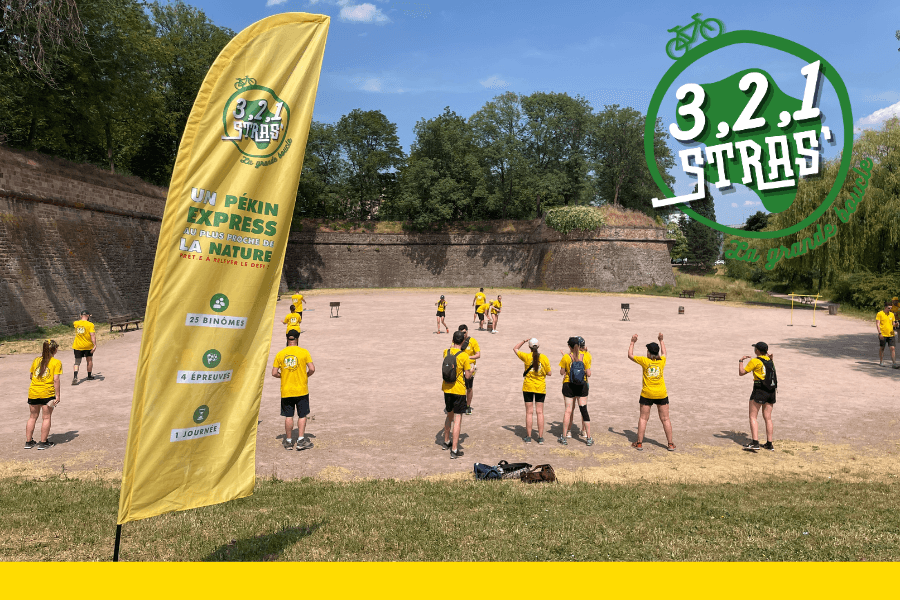 Participants en pleine activité lors de "3,2,1 Stras' : La Grande Boucle", un événement mêlant défis sportifs et exploration urbaine à Strasbourg.